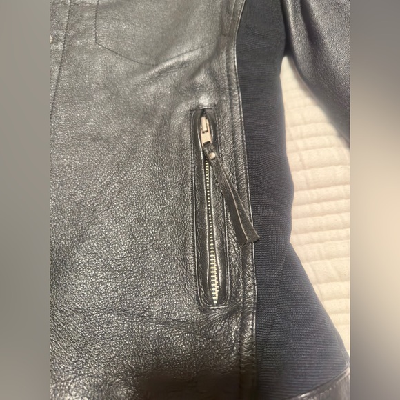 Genuine Leather Harley Davidson Jacket & Pant Set - Picture 3 of 12